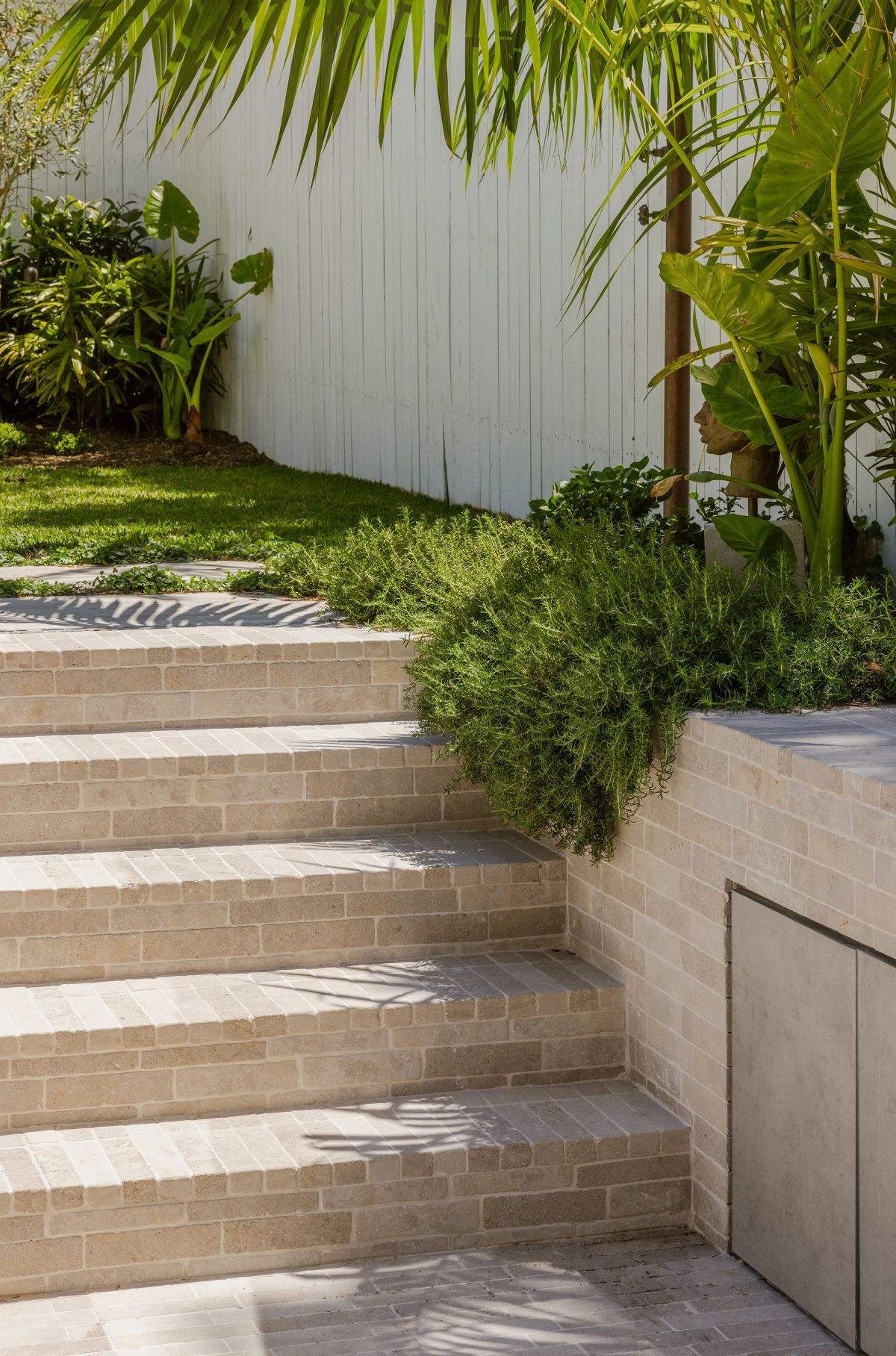House Is a Playful Dance of Curves stairs