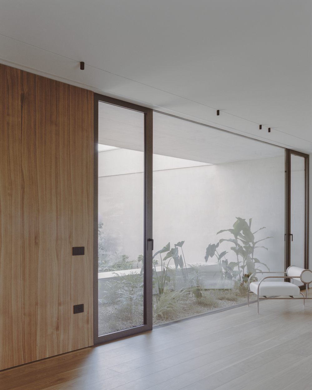 Italy House GM Arhitecture courtyard seating