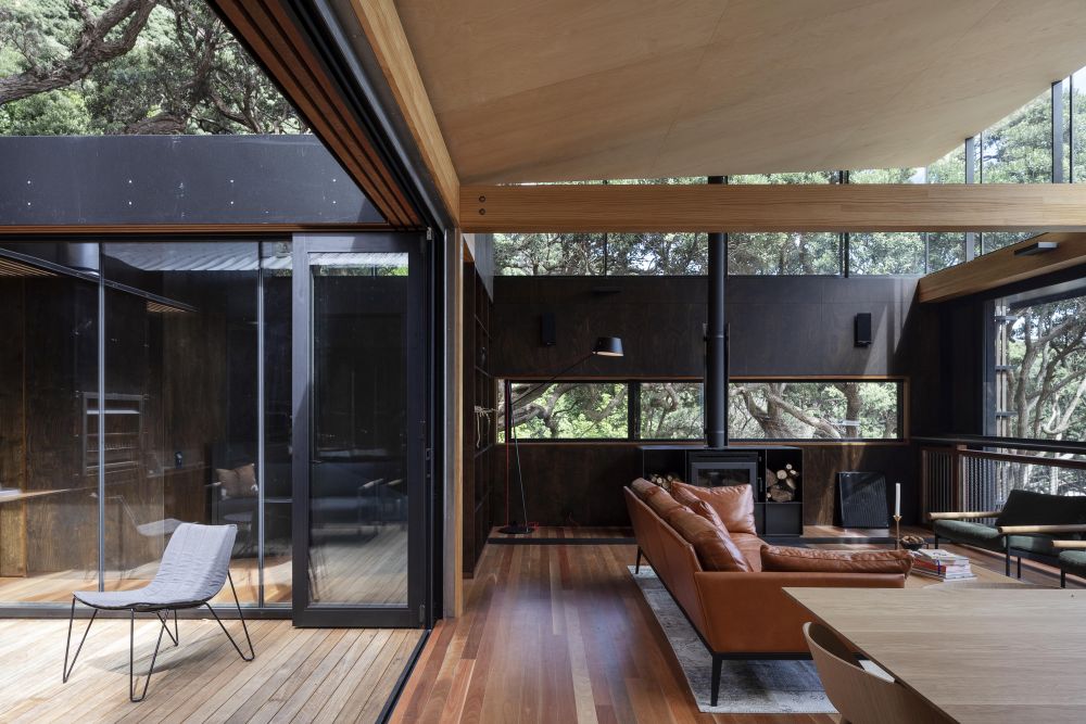 New Zeeland Kawakawa Bach Herbst Architects living sliding walls