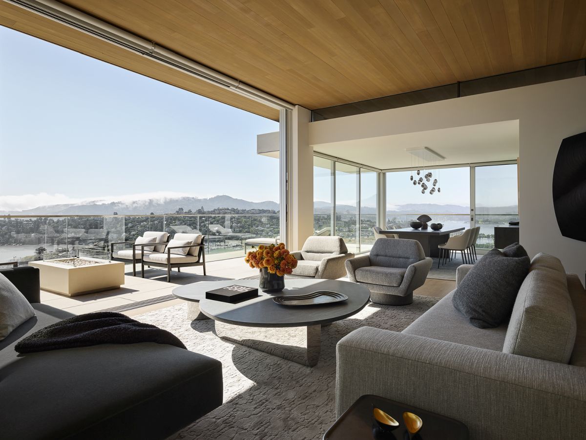 Reseidence by Lagoon View SWATT PARTNERS large living room