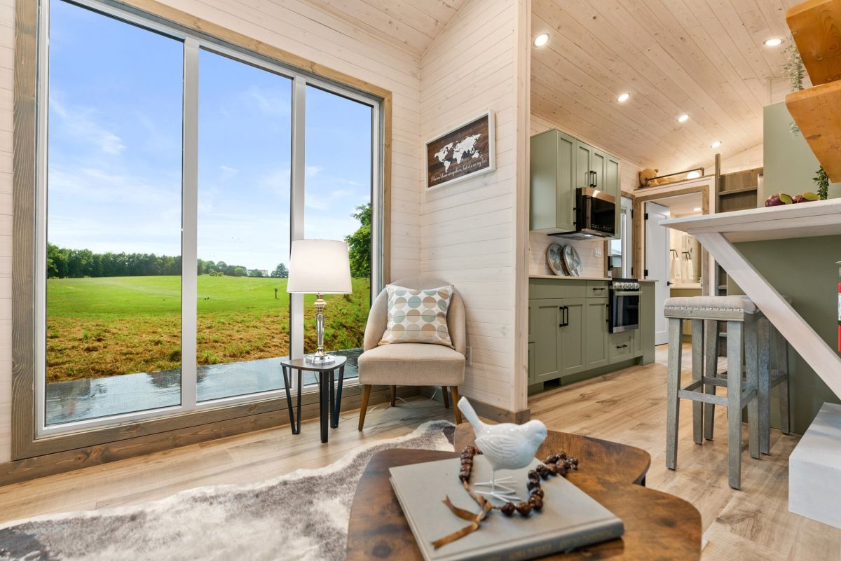 Spacious 38 Foot Tiny Home Built corner