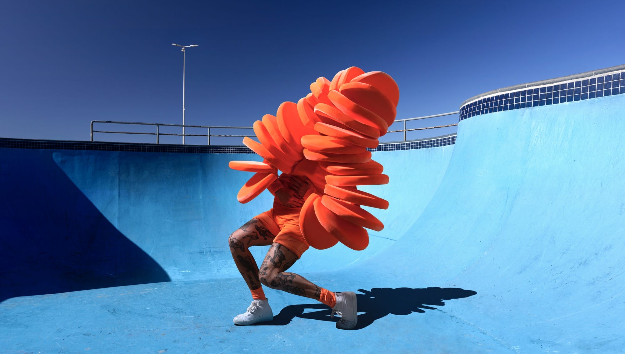 Gerwyn Davies’ Vivid Costumed Photographs Toy with the Intent of Portraiture